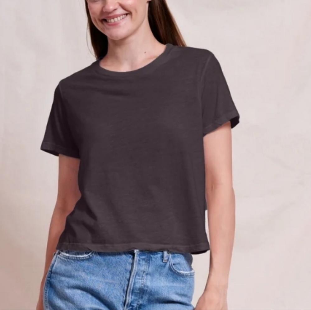 Anthropology Sundry Casual Black T-Shirt 100% COTTON
